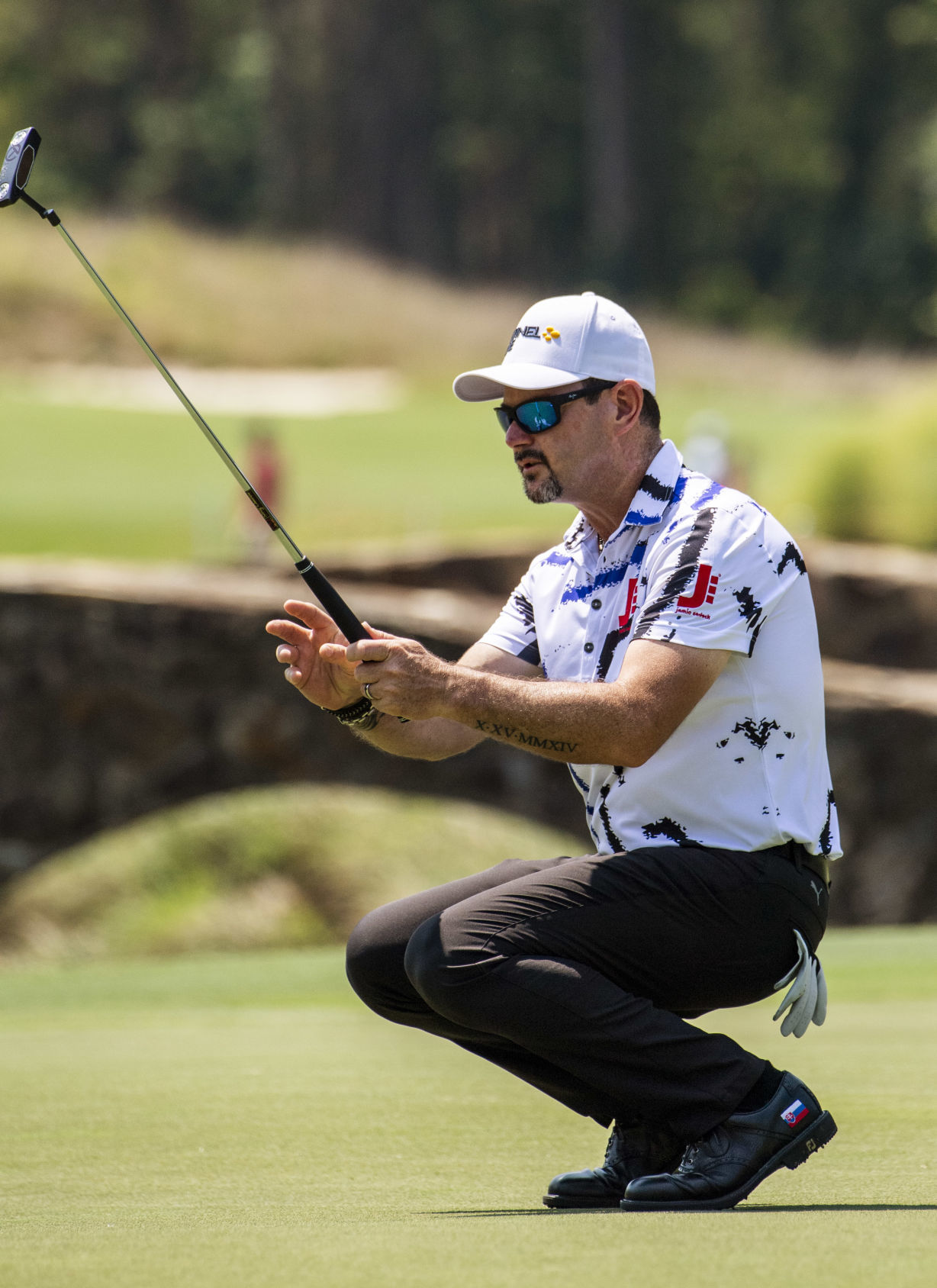 Wyndham Championship Round 1